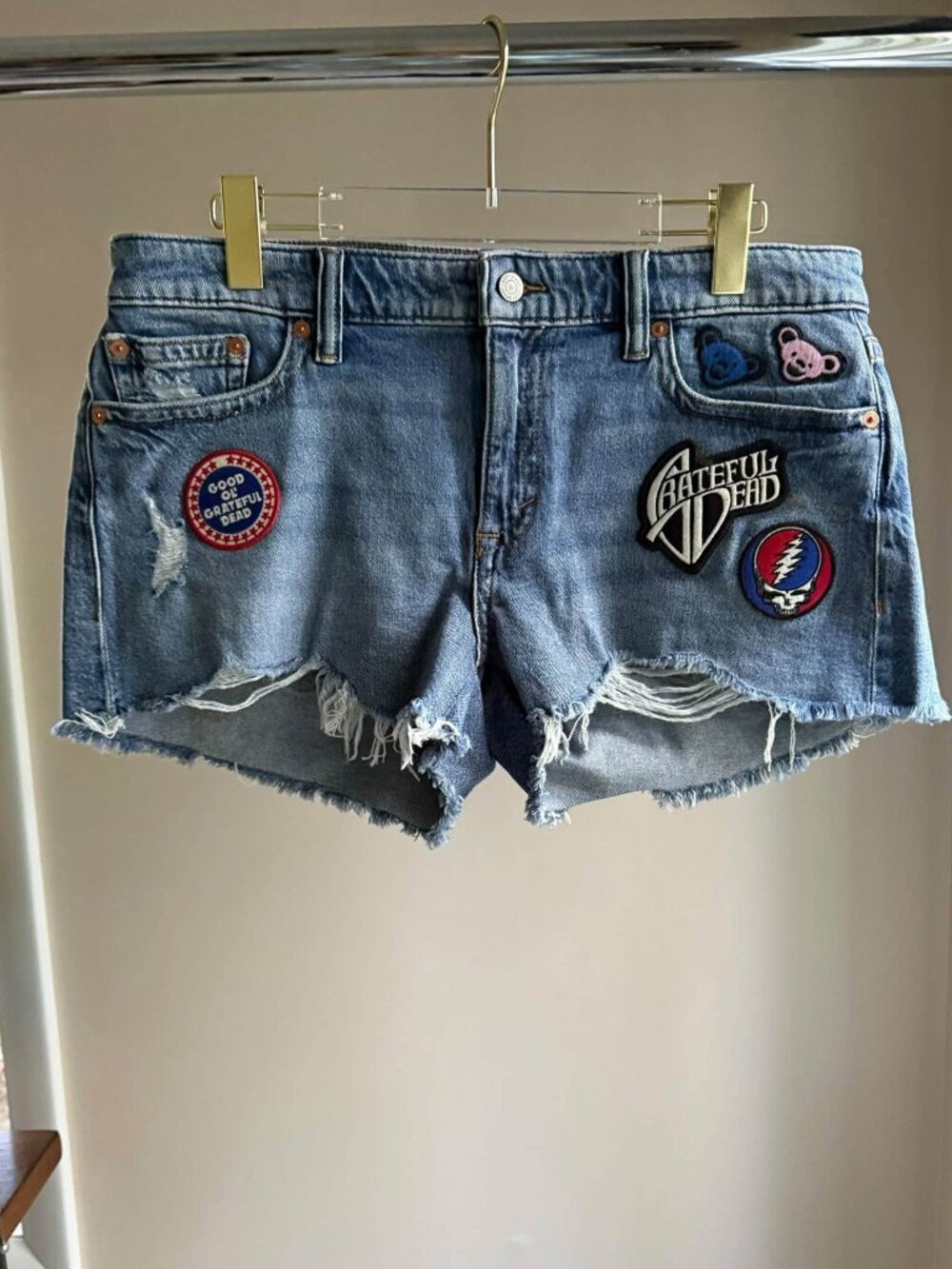Lucky brand Grateful Dead shorts with embroidered patches size 12/31